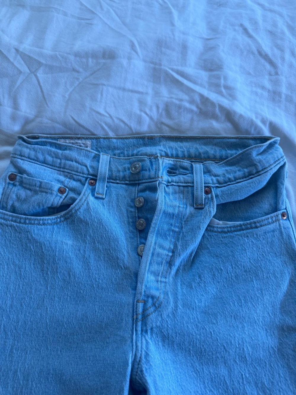 Levi 501 Jeans - Picture 3 of 6